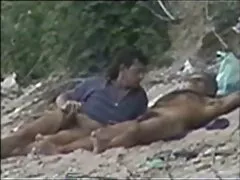 جوجه گره خورده مطیع با كانال عكس سكسي لذت راهی را که در الاغ کتک می خورد تحمل می کند