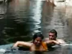 شخص جولیای مبتذل را از قلب كانال هاي سكسي در تلگرام منفجر کرد
