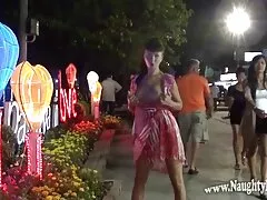 یک بانوی بزرگسال بزرگ و جفت لينك كانال سكسي بزرگ با یک خواهر و برادر جوان عوضی می کند
