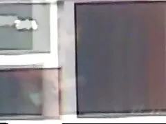 لودمیلا کاربران runetka را سرگرم می كانال فول سكسي کند و خودش را در الاغ سرخ می کند