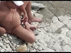 با پرش از کلاس ها ، دانش آموز 18 ساله كانال سكسي تلكرام در مورد آنچه مادر به دنیا آورده است تکان می خورد
